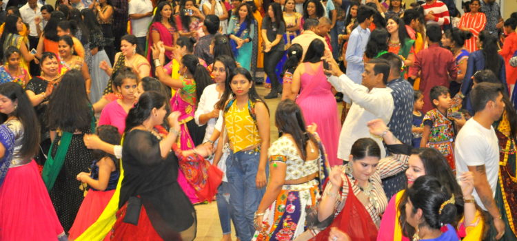 Dandiya Night Barcelona 12 y 13 Oct. Dandiya Night Barcelona 12 y 13 Oct.