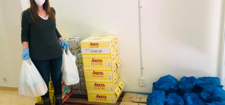 Donación de alimentos de Shila Donación de alimentos de Shila
