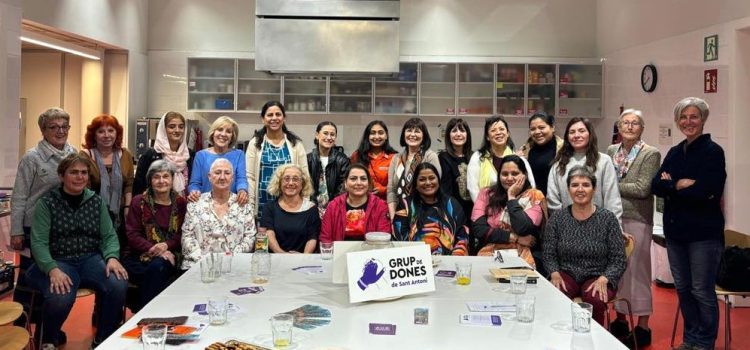  Sant Jordi 2024 «Charla: ¨Palabras de Mujer¨