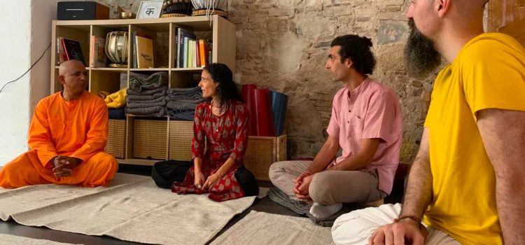 Satsang con Swami Yatidharmananda